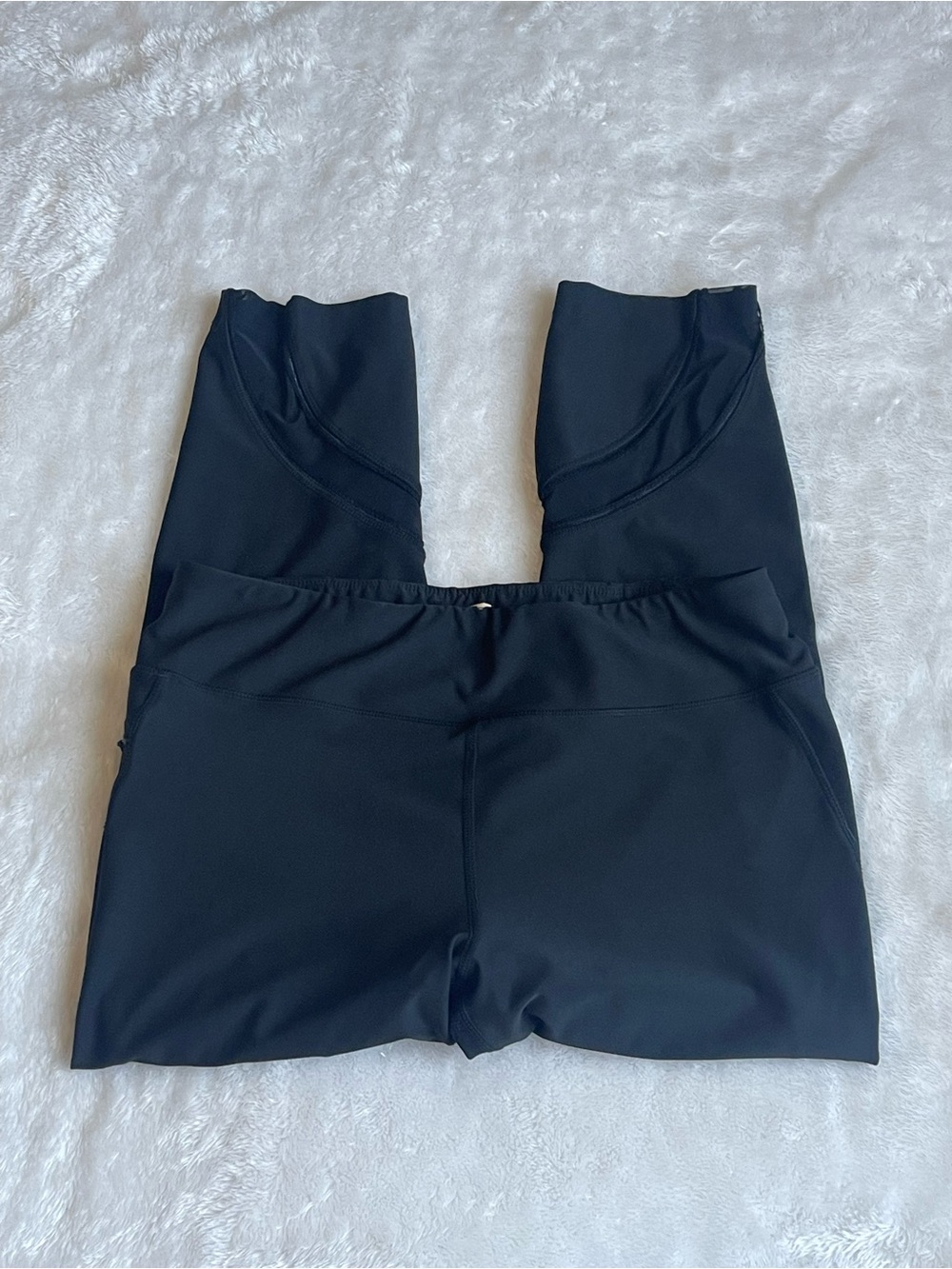 Avia Women’s Black Performance Athletic Leggings - Cropped style - Picture 1 of 5
